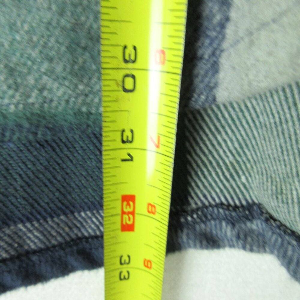 Davi & Dani Leading The Way Full Size Plaid Shack… - image 8